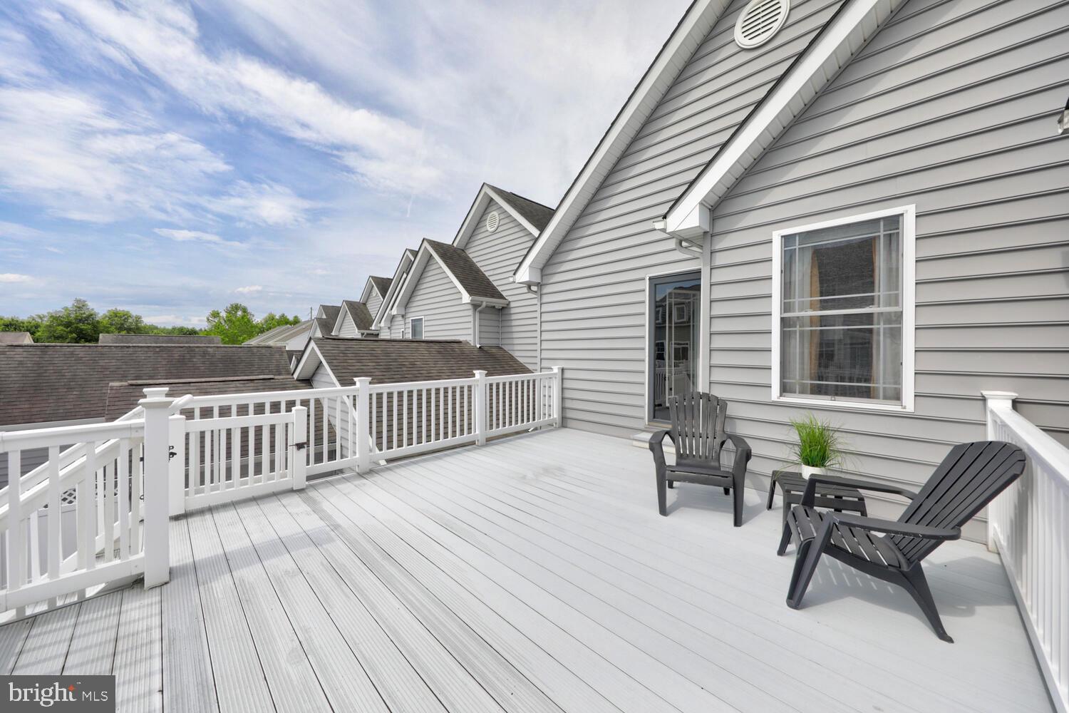 33123 Substation Road Millville, DE 19967 - Photo 37 of 82 Balcony Living Space