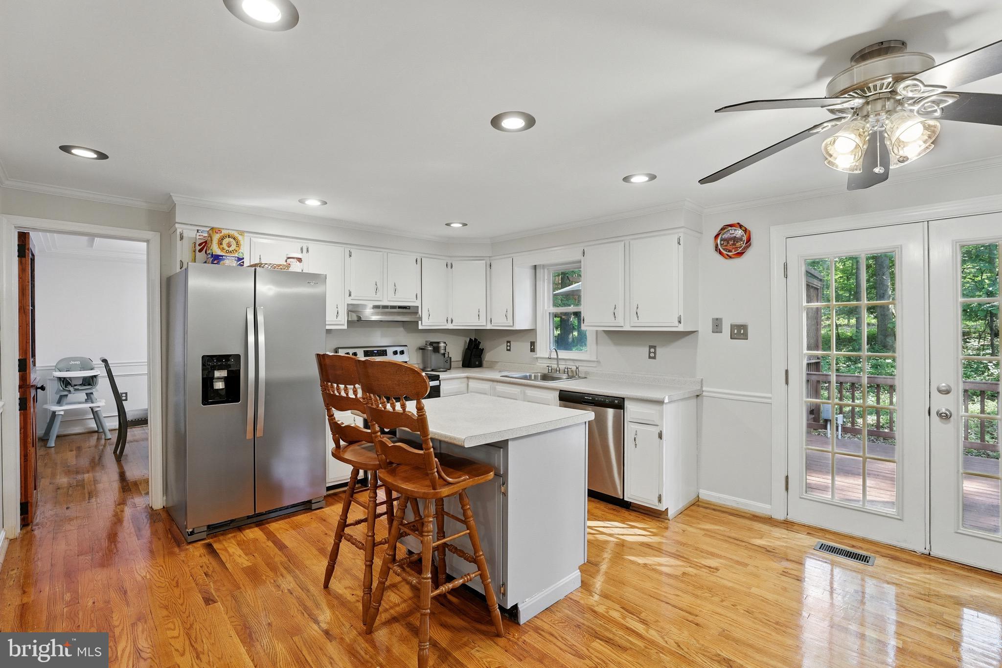 5529 Raider Drive Warrenton, VA 20187 - Photo 12 of 36 Kitchen