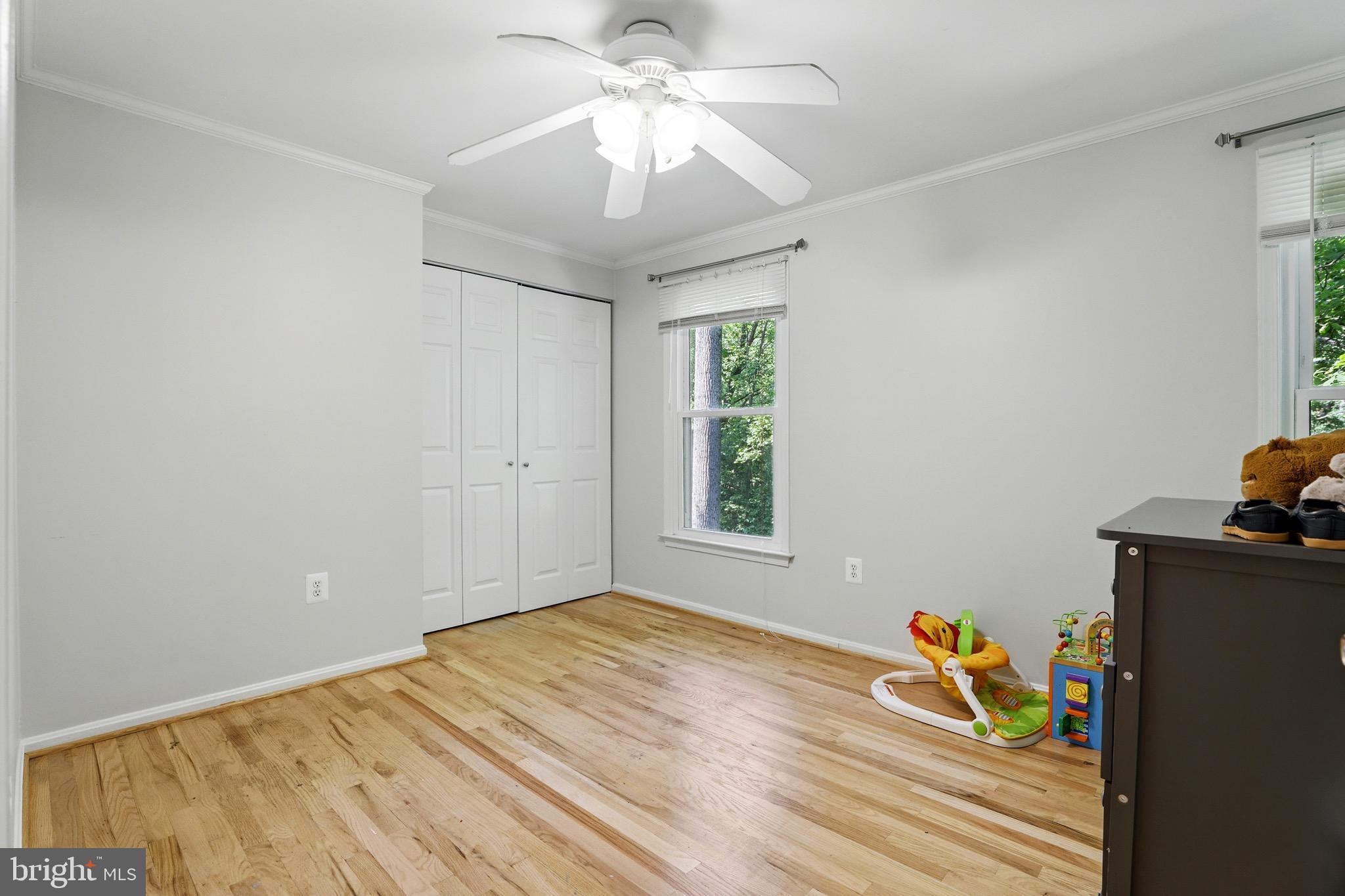 5529 Raider Drive Warrenton, VA 20187 - Photo 23 of 36 Bedroom 3