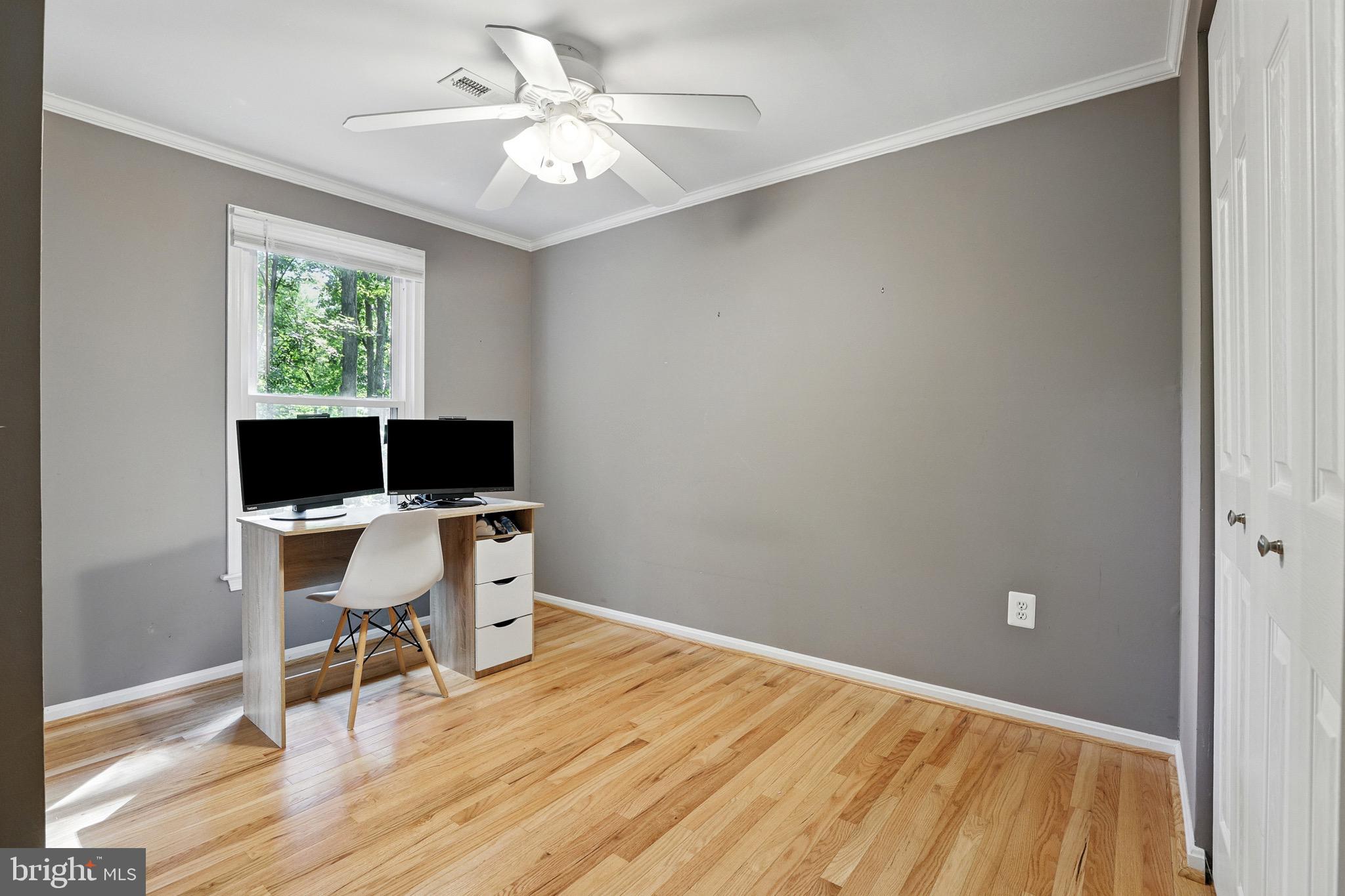 5529 Raider Drive Warrenton, VA 20187 - Photo 26 of 36 Bedroom 4