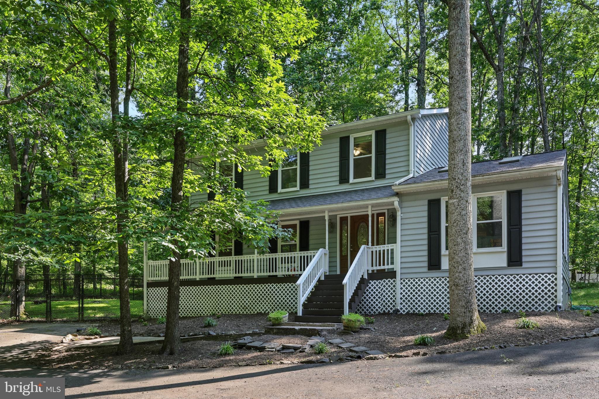 5529 Raider Drive Warrenton, VA 20187 - Photo 3 of 36 Gallery Image 3