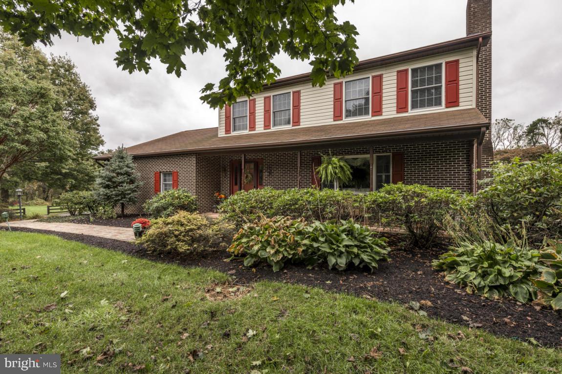 663 Center Road Quarryville, PA 17566 - Photo 4 of 39 Gallery Image 4