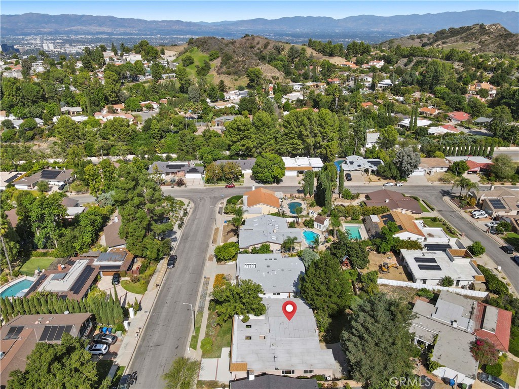 3136 Voltaire Drive Topanga, CA 90290 - Photo 47 of 48 an aerial view of residential houses with outdoor space