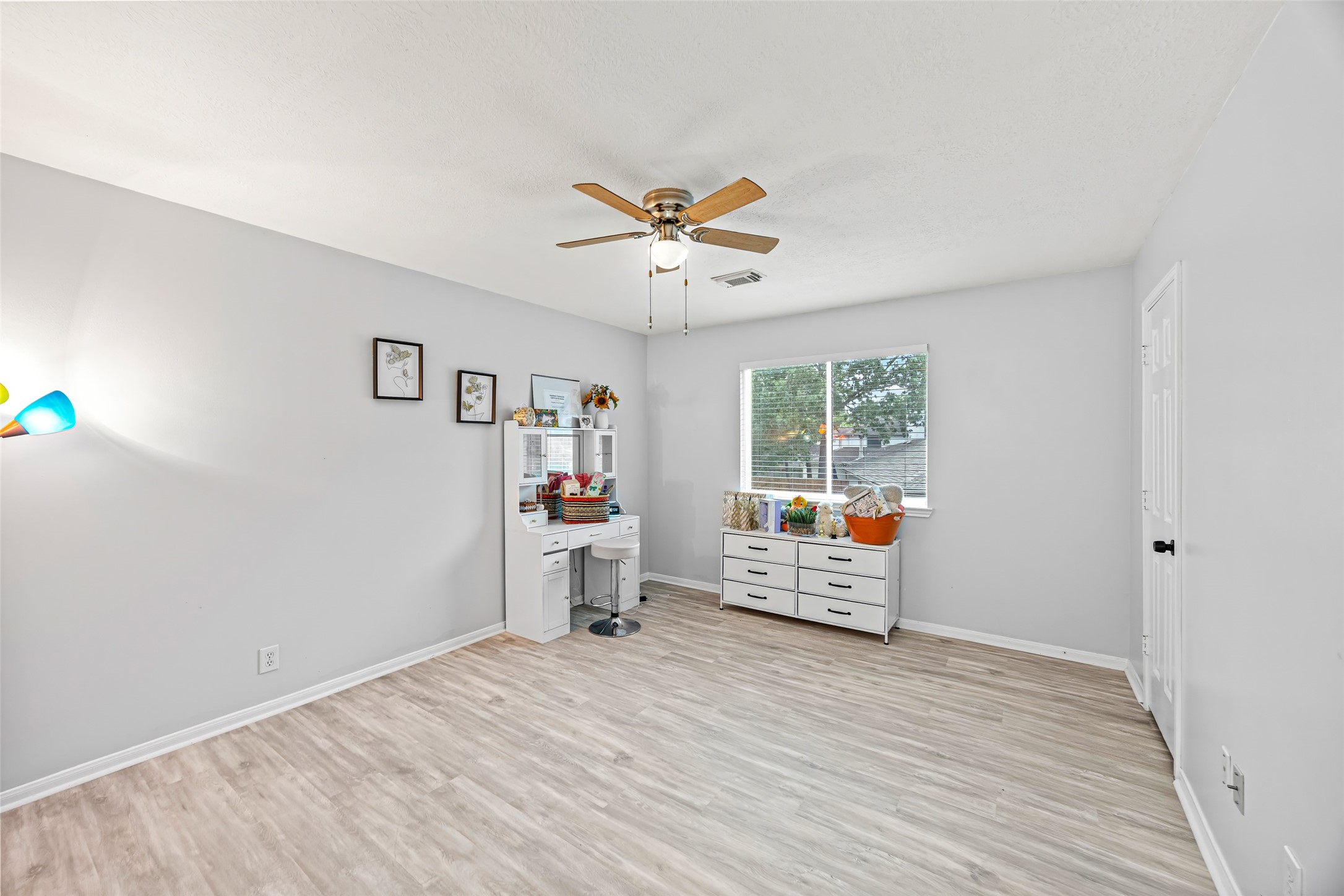 2710 Fox View Circle Spring, TX 77386 - Photo 26 of 29 a view of an empty room with a window