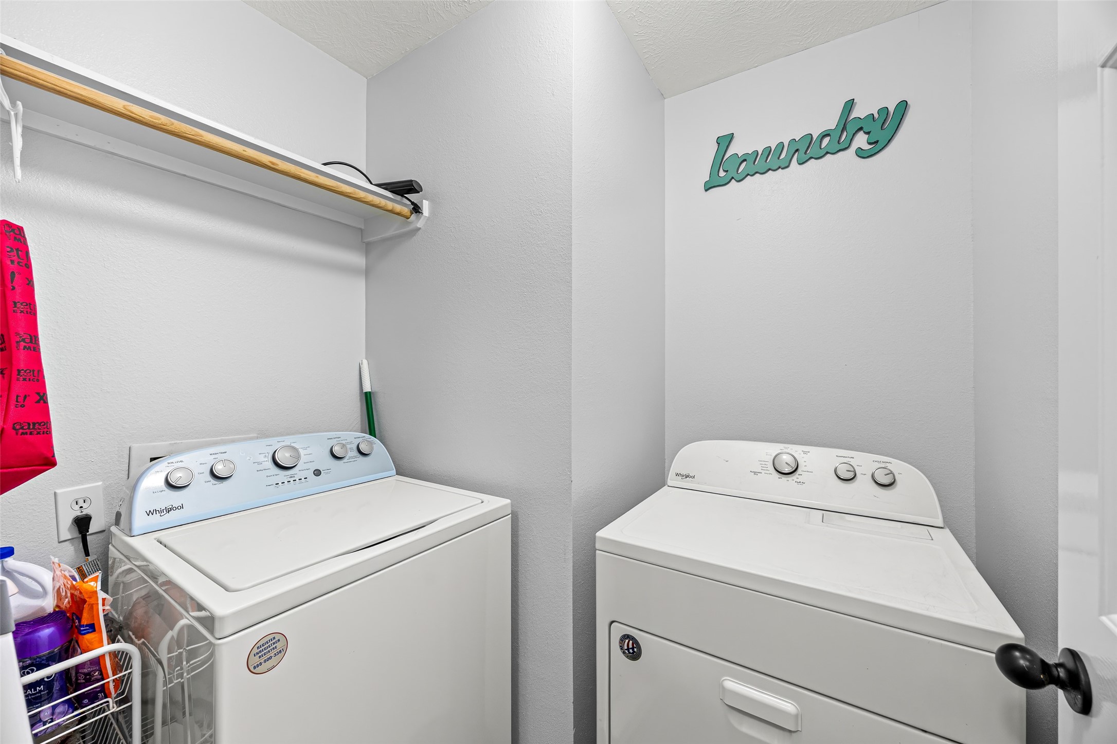 2710 Fox View Circle Spring, TX 77386 - Photo 27 of 29 a utility room with dryer and washer