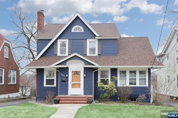 $689,000 | 703 Linden Avenue, Teaneck, NJ 07666