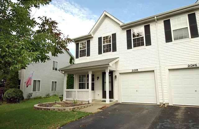 $2,500 | 21248 Edison Lane, Plainfield, IL 60544
