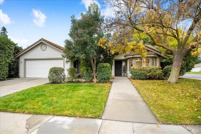 $615,000 | 1595 Ingrid Drive, Dixon, CA 95620