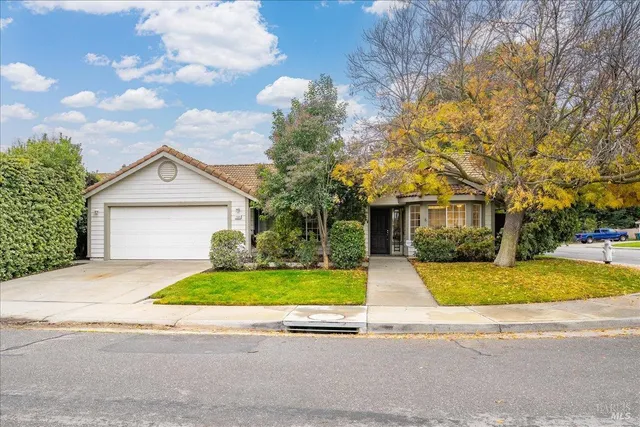 $615,000 | 1595 Ingrid Drive, Dixon, CA 95620