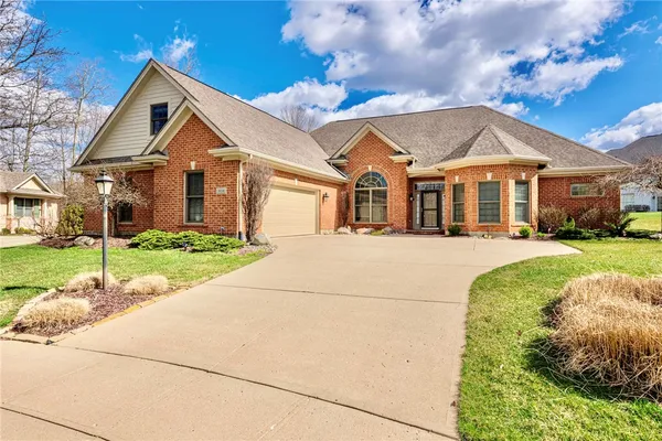 $515,000 | 3938 Liam Court, Bellbrook, OH 45305