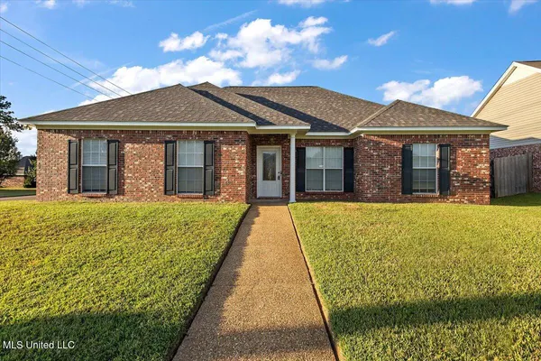 $242,300 | 220 White Oak Place, Pearl, MS 39208