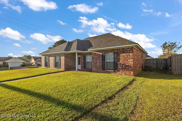 $242,300 | 220 White Oak Place, Pearl, MS 39208