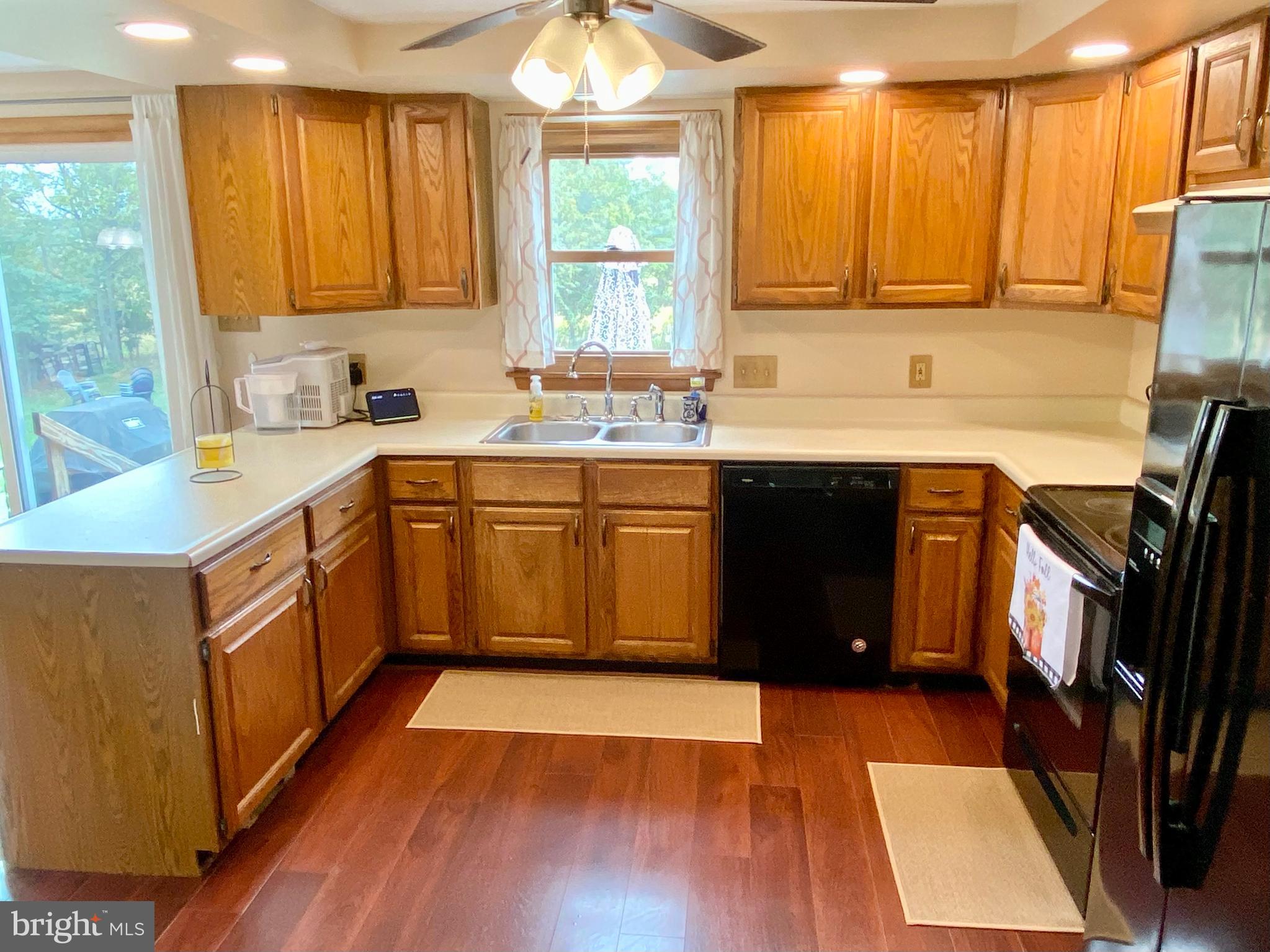 392 Estate Road Boyertown, PA 19512 - Photo 8 of 27 Gallery Image 8