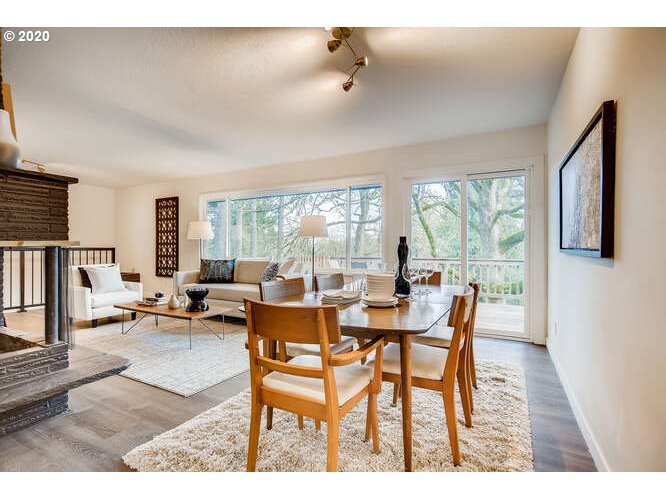 9400 Southwest View Point Terrace Portland, OR 97219 - Photo 7 of 32 Gallery Image 7
