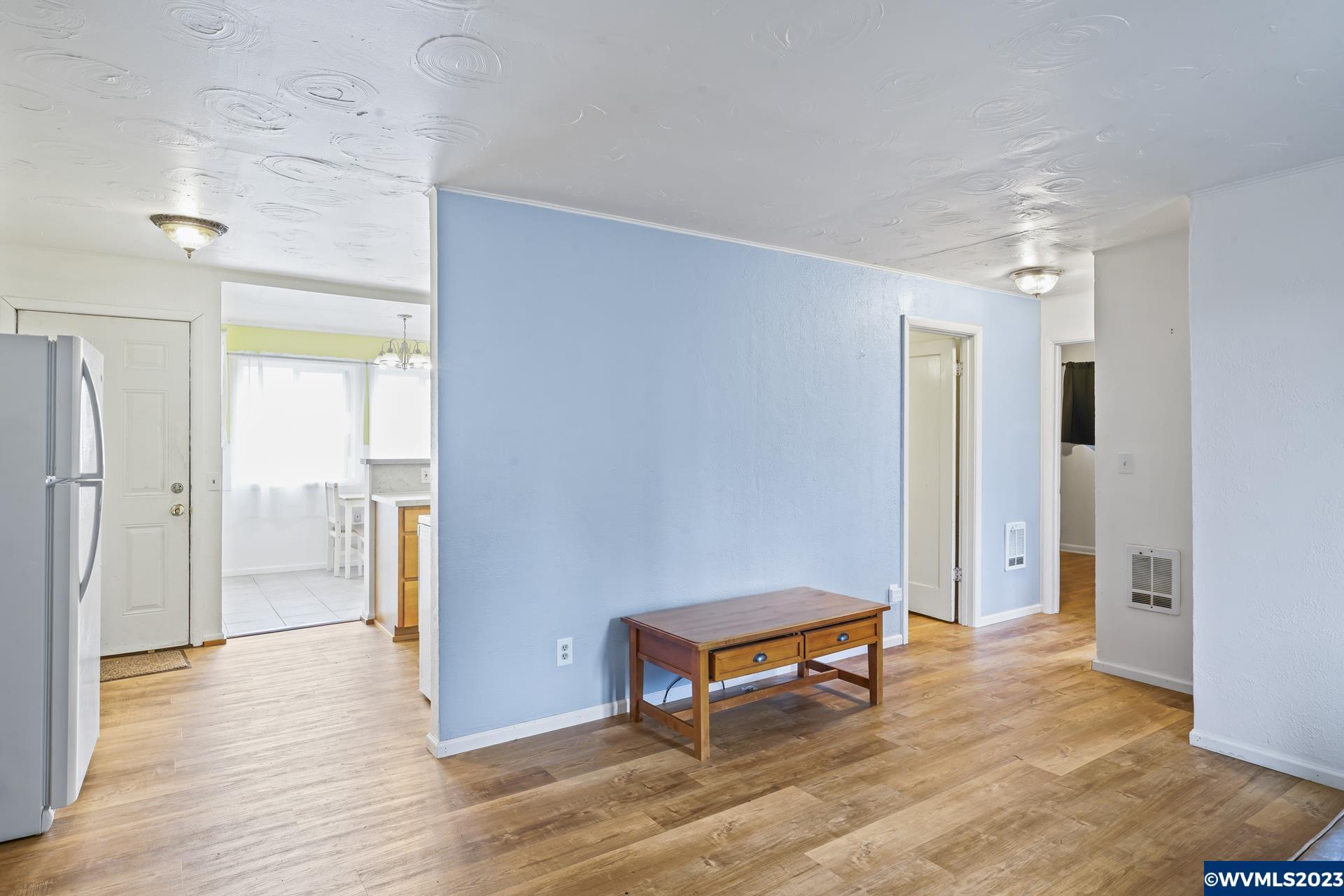 2385 Stoltz Hill Road Lebanon, OR 97355 - Photo 4 of 35 Gallery Image 4