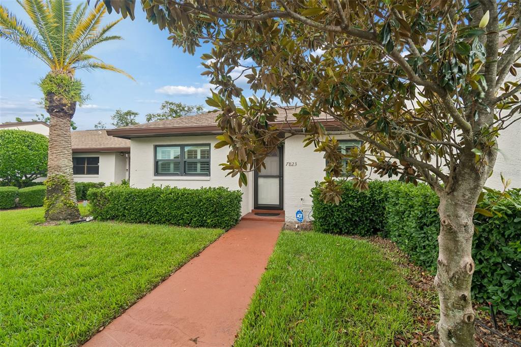 7823 Radcliffe Circle Port Richey, FL 34668 - Photo 3 of 58