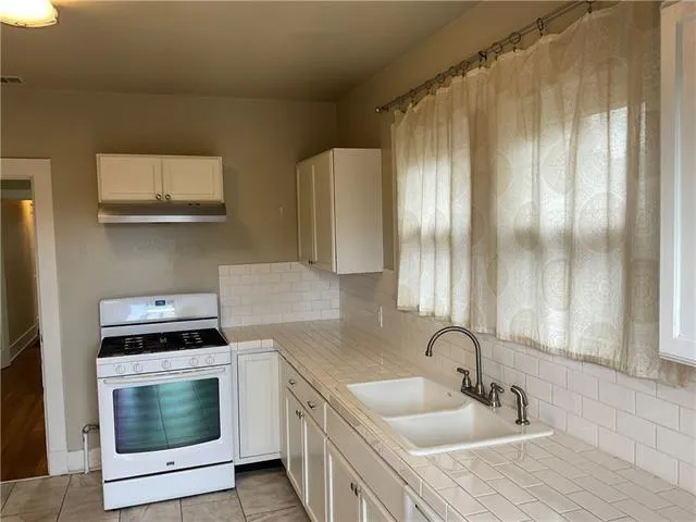 $1,400 | 433 Nursery Avenue, Metairie, LA 70005