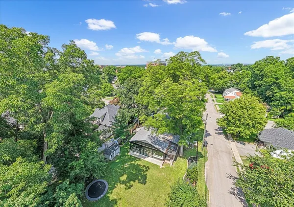 $1,049,999 | 422 North Academy Street, Murfreesboro, TN 37130