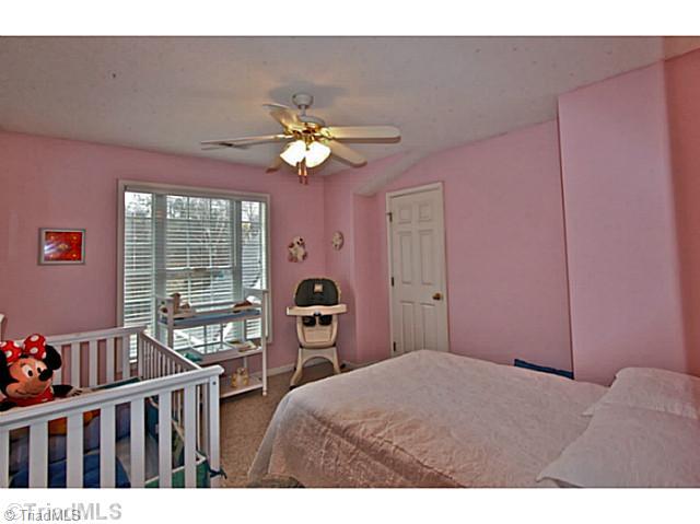 6309 High View Road Greensboro, NC 27410 - Photo 13 of 16 2nd Bedroom.