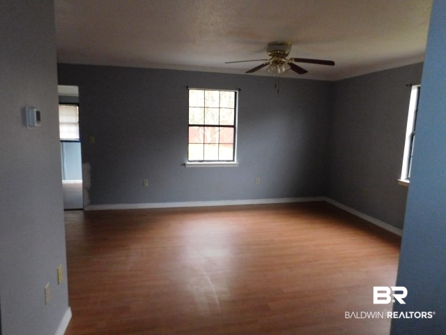 514 Linda Court Foley, AL 36535 - Photo 2 of 17 Nice Large Living Room