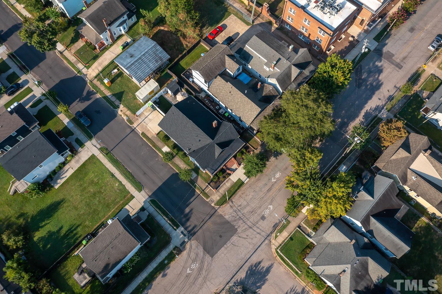 610 East Martin Street Raleigh, NC 27601 - Photo 33 of 40 an aerial view of a house
