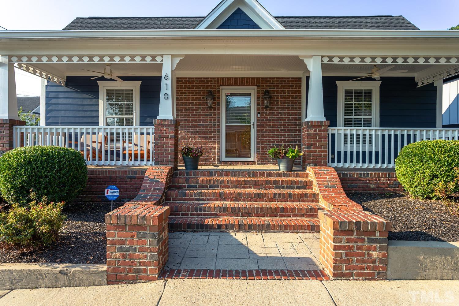 610 East Martin Street Raleigh, NC 27601 - Photo 40 of 40 a front view of a house