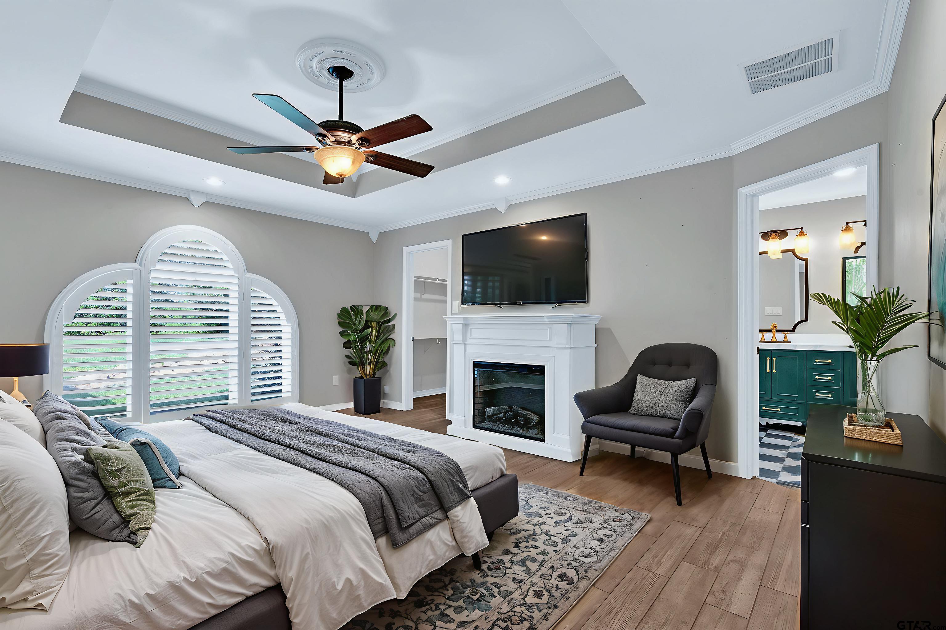 473 Cupit Street Longview, TX 75604 - Photo 28 of 48 virtually staged master bedroom option
