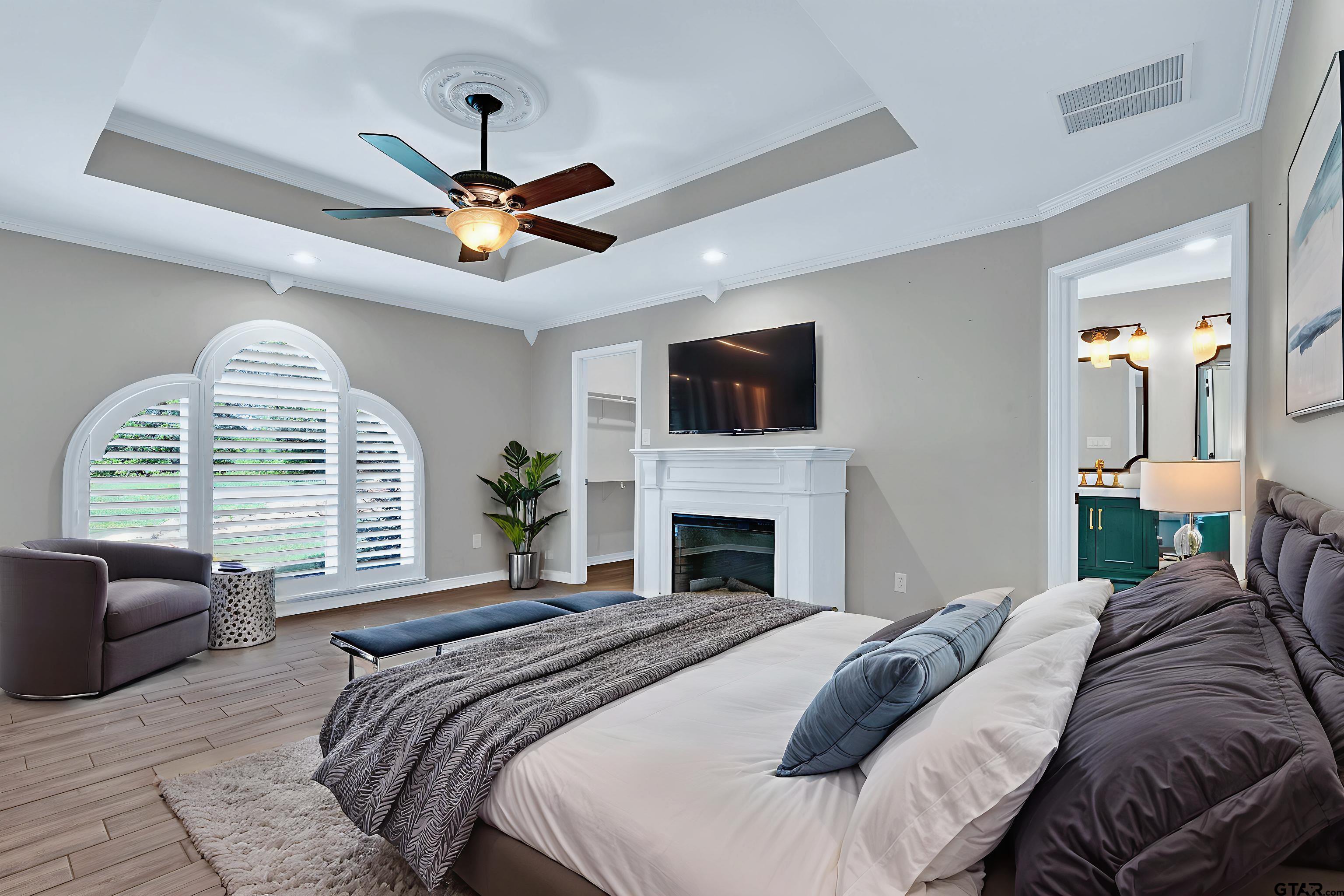 473 Cupit Street Longview, TX 75604 - Photo 29 of 48 virtually staged master bedroom option