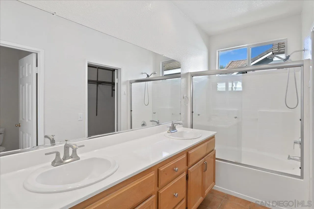 1055 Cottage Way Encinitas, CA 92024 - Photo 10 of 15