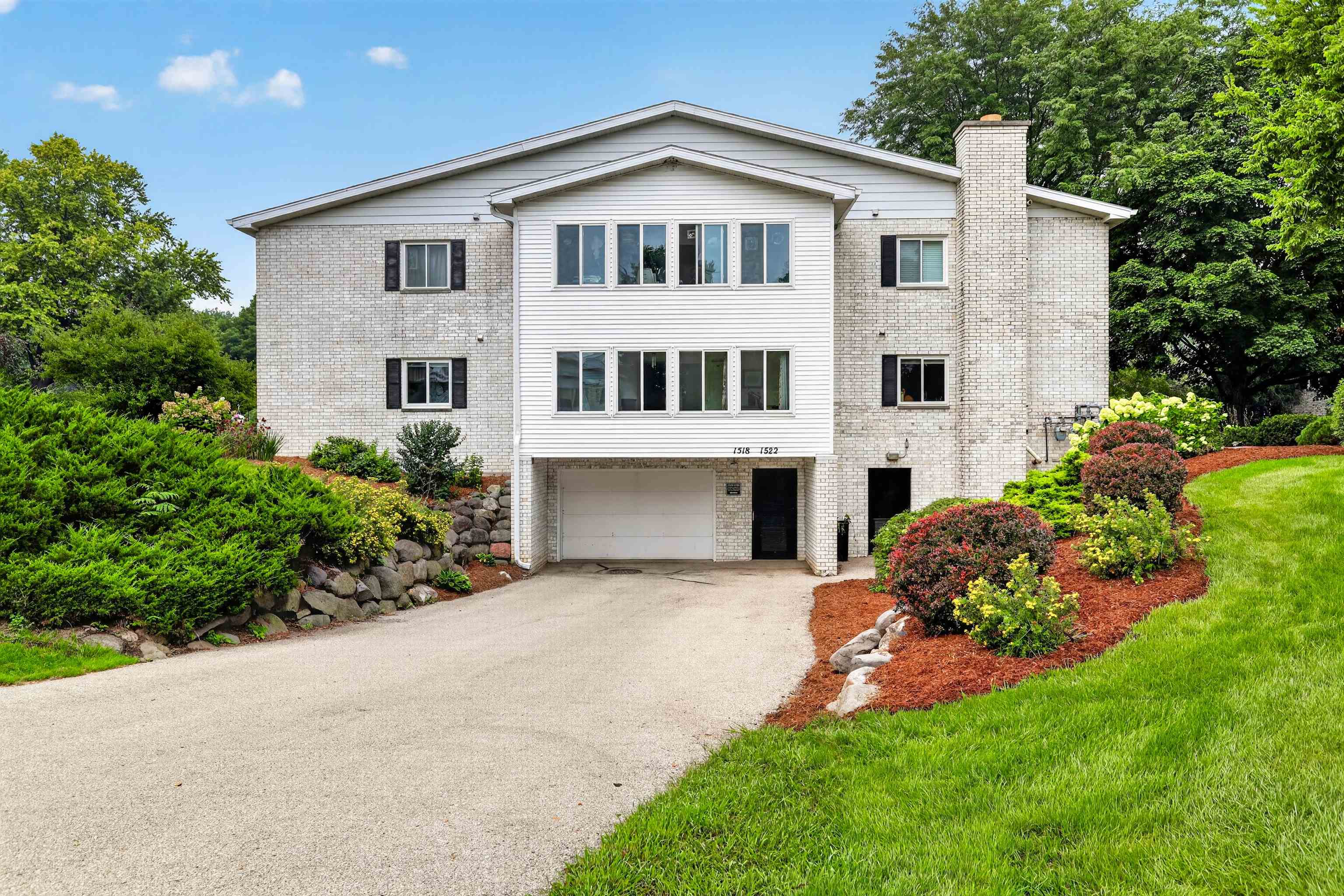 1522 Golf View Road, Unit D Madison, WI 53704 - Photo 31 of 39 Gallery Image 31