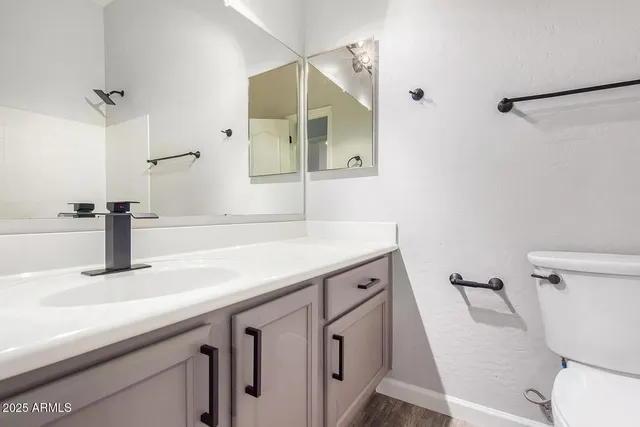 $2,750 | 7037 East Regina Street, Mesa, AZ 85207