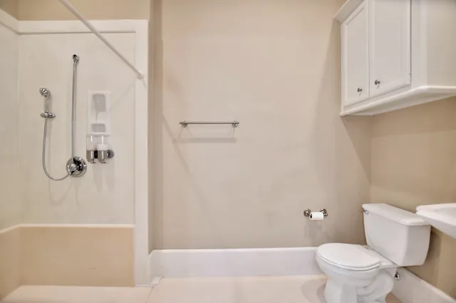 $675,000 | 6615 Butler Oaks Court, Spring, TX 77389