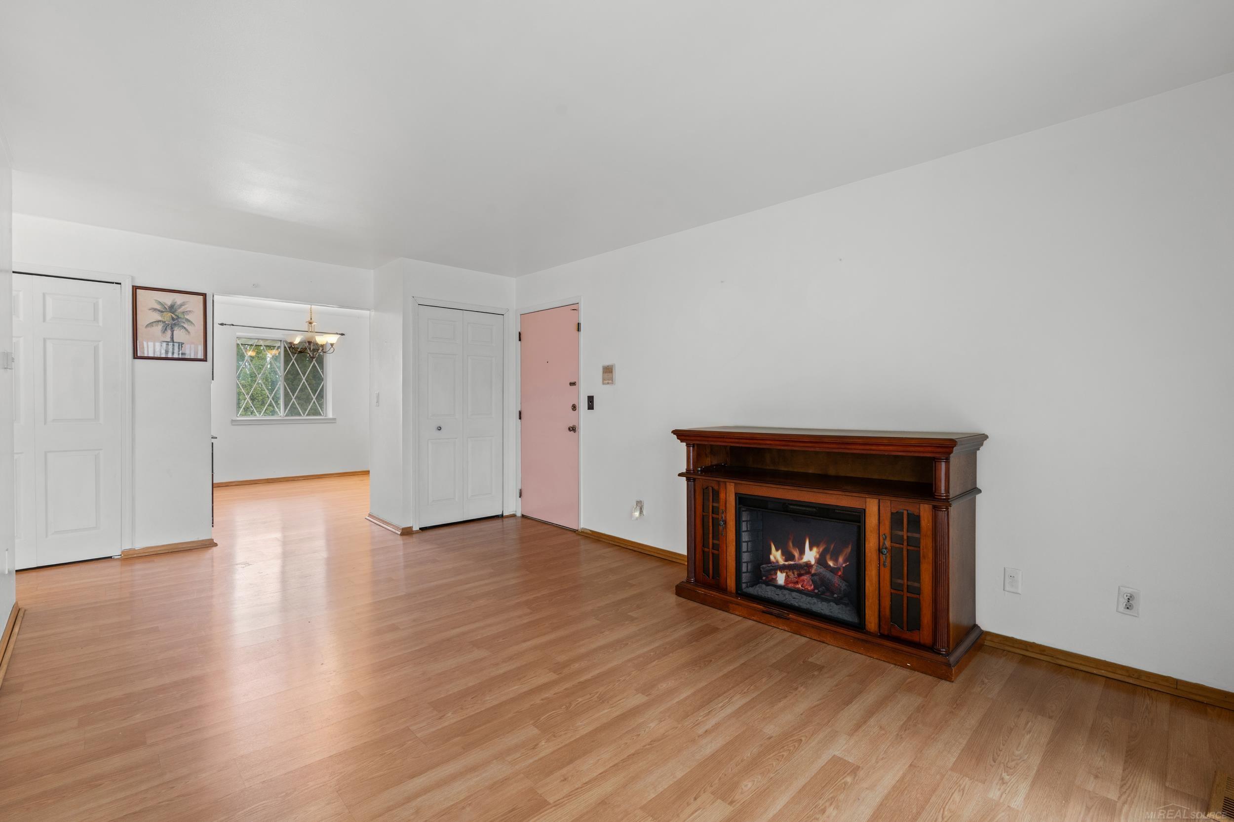 29265 Hayes Road Warren, MI 48088 - Photo 8 of 29