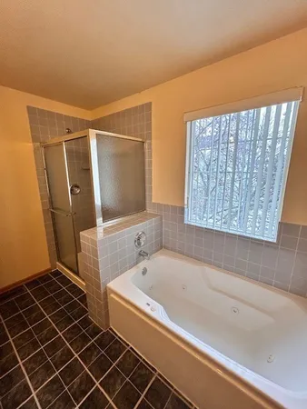 $2,800 | 623 Waterview Court, Naperville, IL 60563