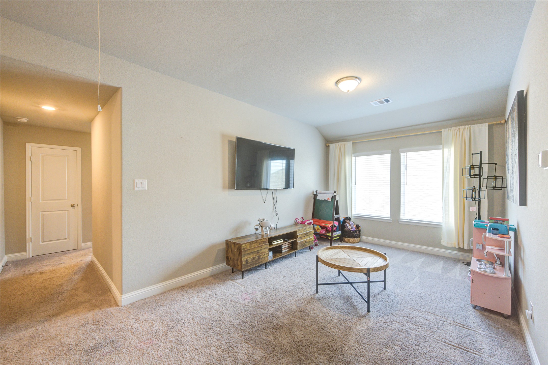 4050 Shackleton Court Iowa Colony, TX 77583 - Photo 35 of 48 a living room with furniture and a window