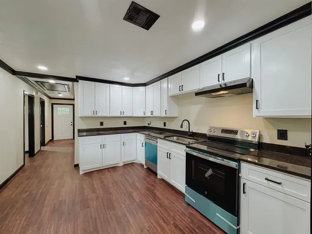 $230,000 | 1112 East 13th Avenue, Corsicana, TX 75110