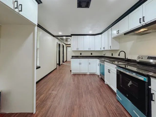 $230,000 | 1112 East 13th Avenue, Corsicana, TX 75110