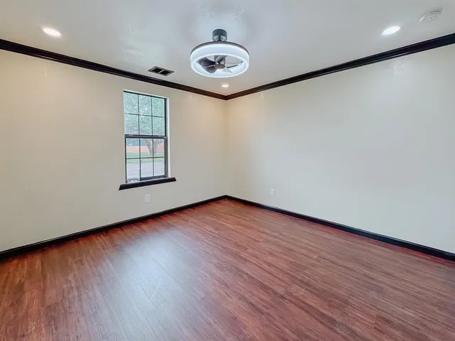 $230,000 | 1112 East 13th Avenue, Corsicana, TX 75110