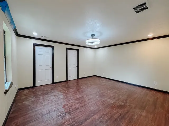 $230,000 | 1112 East 13th Avenue, Corsicana, TX 75110