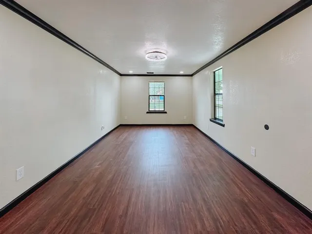 $230,000 | 1112 East 13th Avenue, Corsicana, TX 75110