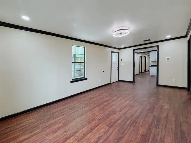 $230,000 | 1112 East 13th Avenue, Corsicana, TX 75110