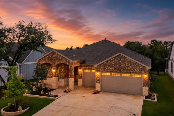 $829,900 | 222 Saddlebred Lane, Georgetown, TX 78633