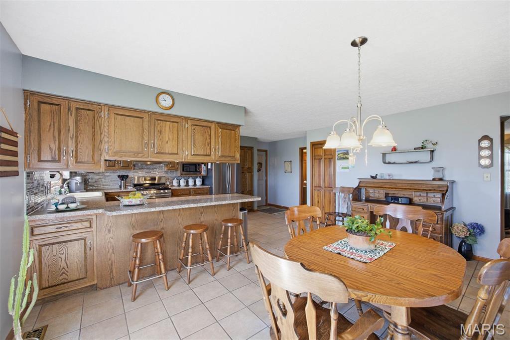 13005 Oil Field Road Bartelso, IL 62218 - Photo 13 of 50