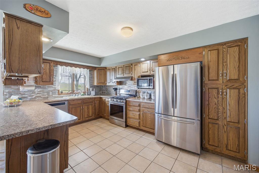 13005 Oil Field Road Bartelso, IL 62218 - Photo 14 of 50