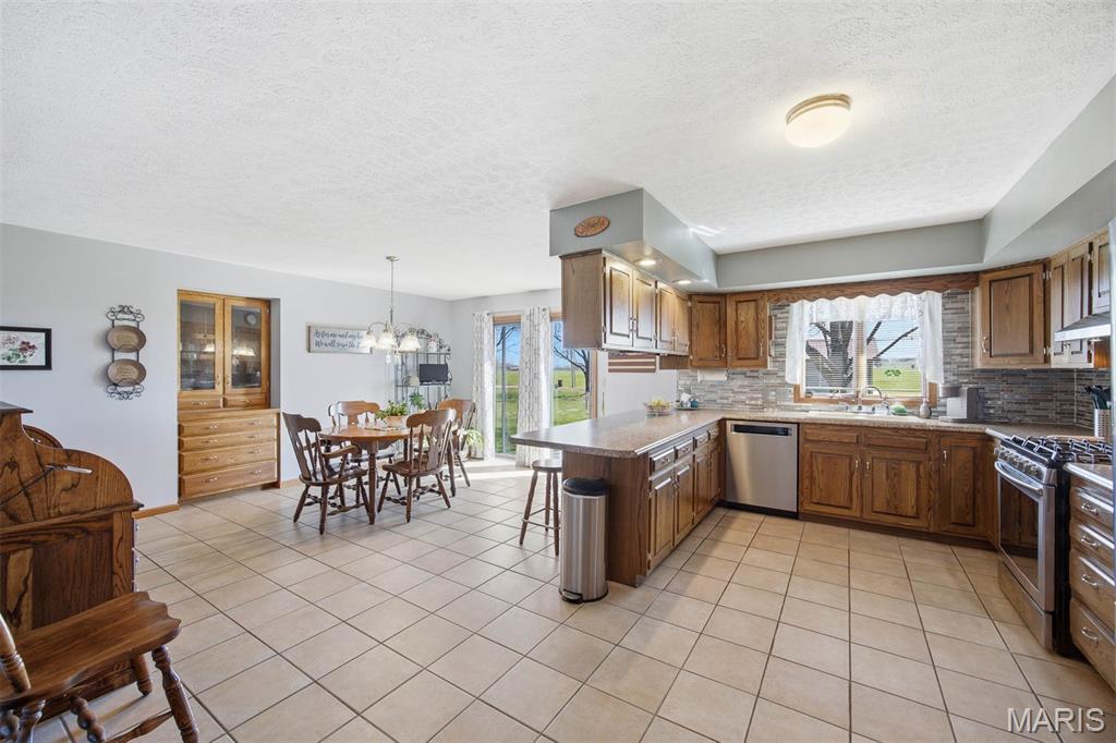 13005 Oil Field Road Bartelso, IL 62218 - Photo 15 of 50