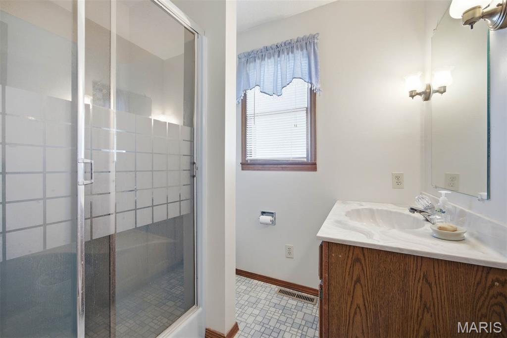 13005 Oil Field Road Bartelso, IL 62218 - Photo 27 of 50