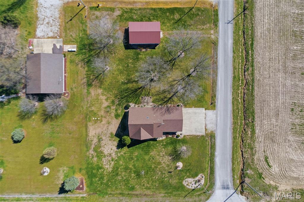 13005 Oil Field Road Bartelso, IL 62218 - Photo 43 of 50