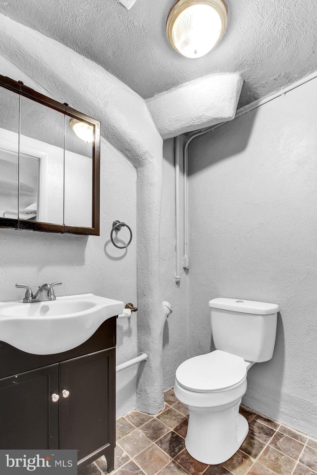 971 Haines Road York, PA 17402 - Photo 21 of 27 Gallery Image 21