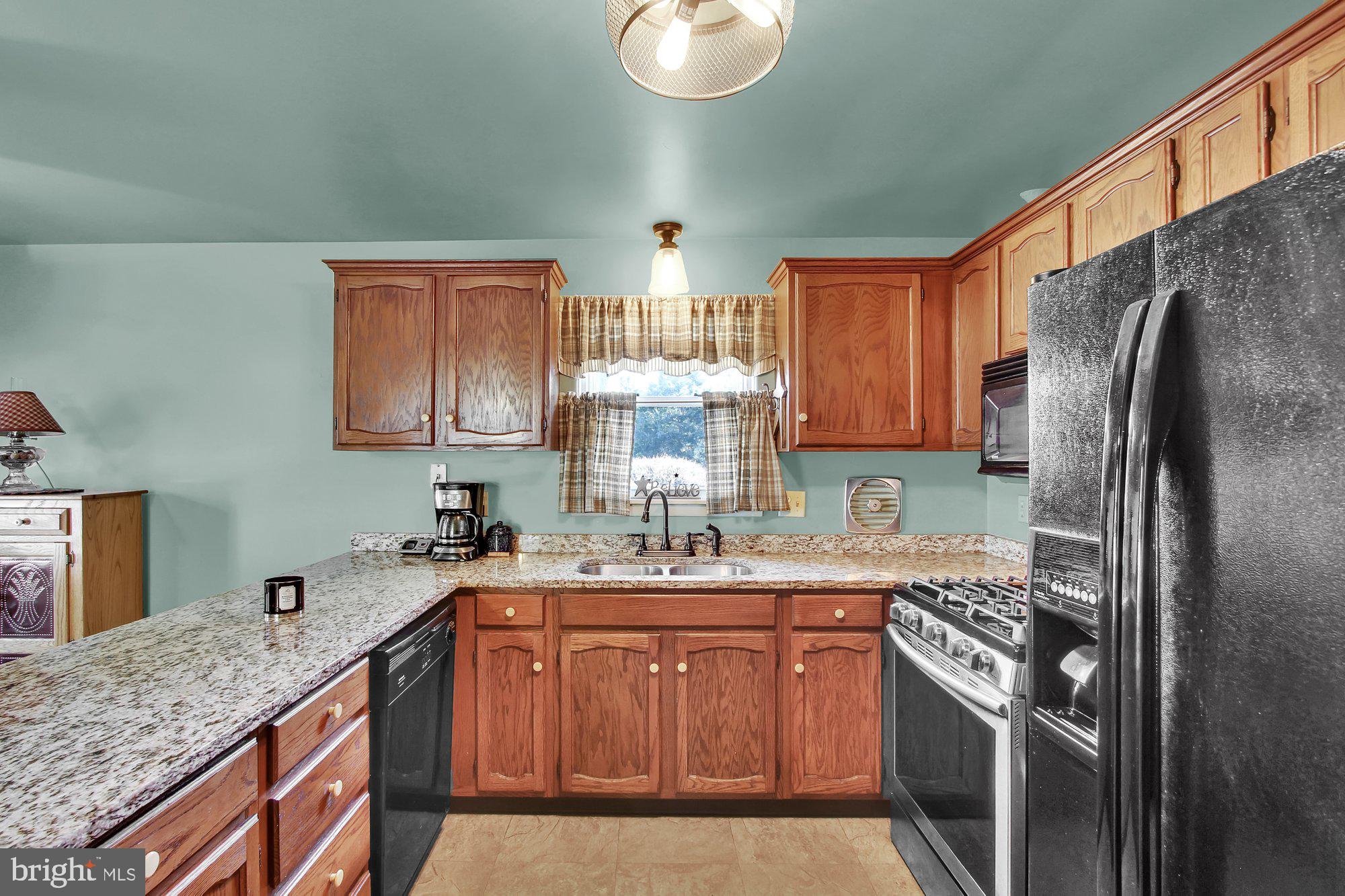 971 Haines Road York, PA 17402 - Photo 10 of 27 Gallery Image 10