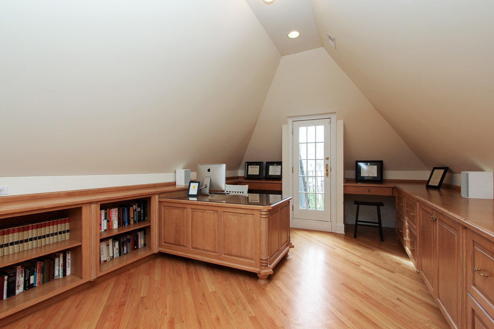 190 Maple Hill Road Glencoe, IL 60022 - Photo 22 of 27